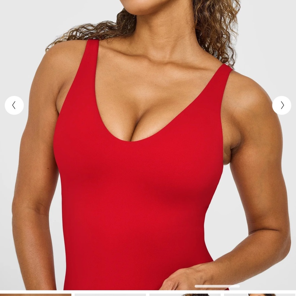 Oner Active SoftMotion Scoop Neck Tank Top in Light Toasted Red (S)